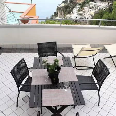 Chez Angelina - De Vivo Realty Holiday home